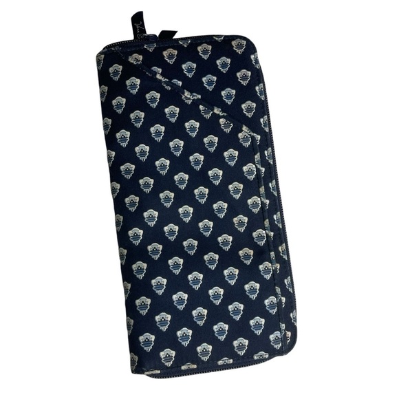 Vera Bradley Quilted Fabric Travel Organizer Wallet Navy & White Pattern Zipper - Picture 1 of 5